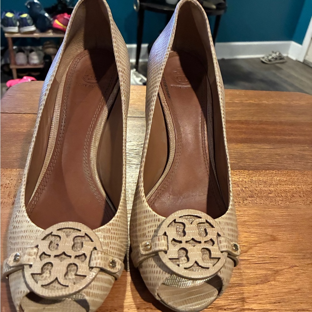 Tory Burch Tan Patterned Wedges